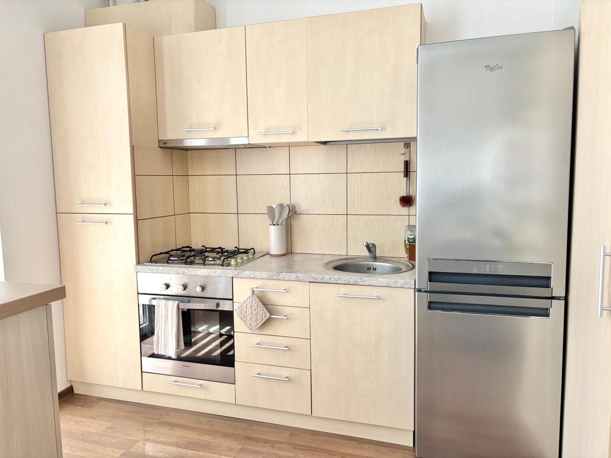 Wanderlust Home Cream, Rasnov Apt For 4, Wifi And Free Parking Buitenkant foto